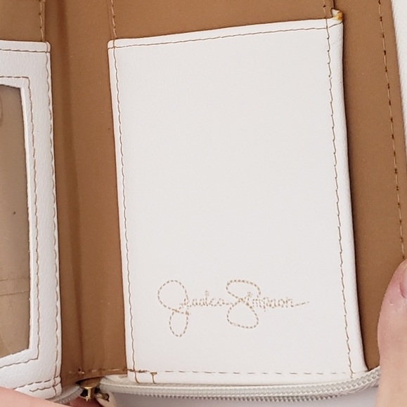 Jessica Simpson White/Gold Diamond Lattice Wallet 2 Zipper Compartment JS9782 - Picture 4 of 10